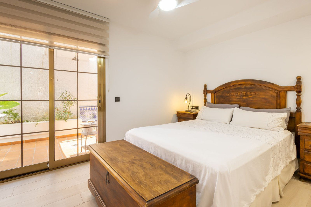 3 Bed Apartment for sale in Fuengirola Costa Del Sol, Málaga, Spain