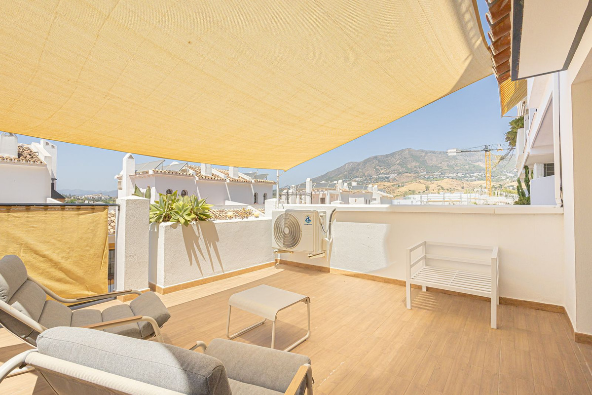 3 Bed Apartment for sale in Fuengirola Costa Del Sol, Málaga, Spain