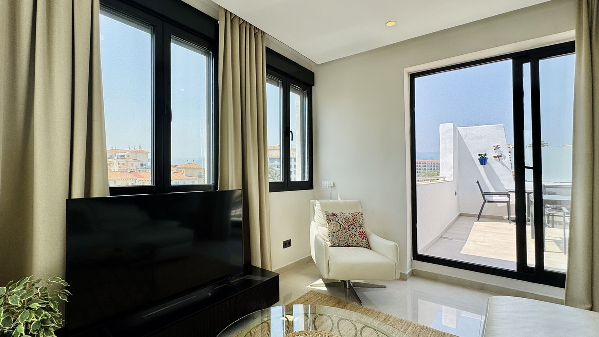 2 Bed Apartment for sale in Puerto Banús Costa Del Sol, Málaga, Spain