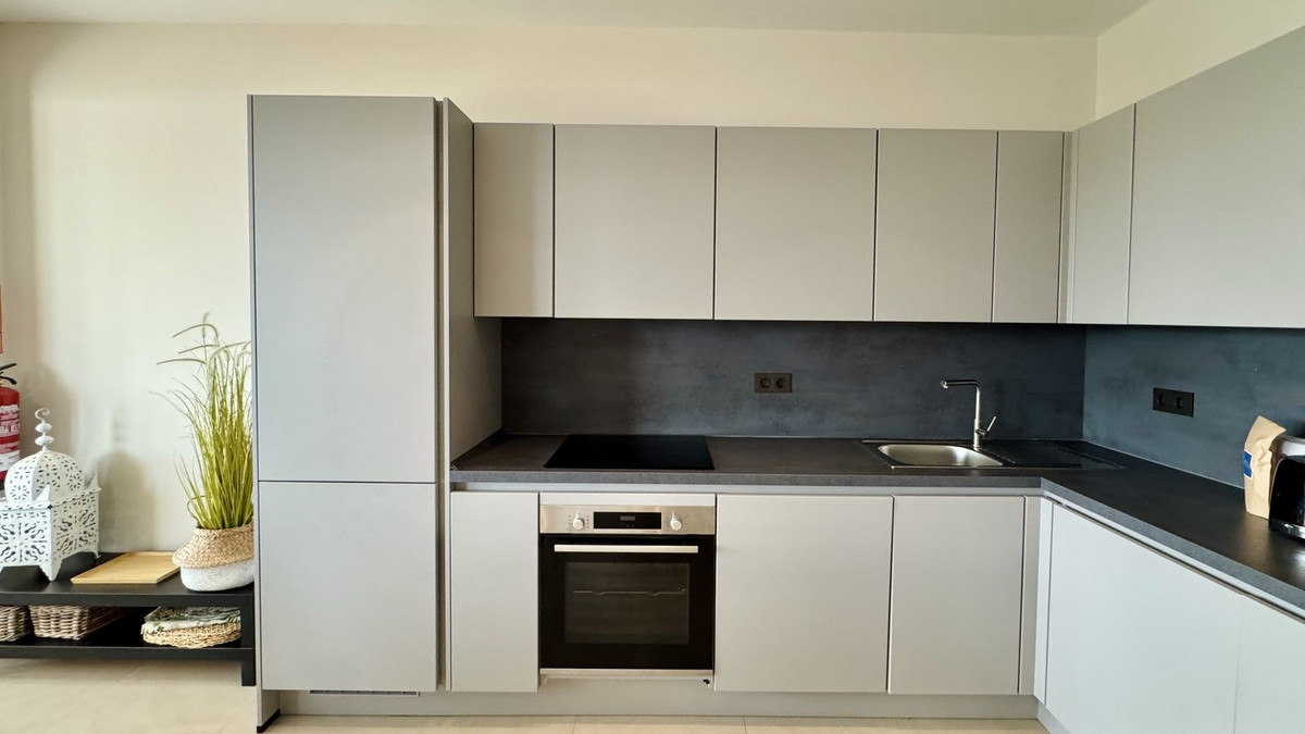 2 Bed Apartment for sale in Puerto Banús Costa Del Sol, Málaga, Spain