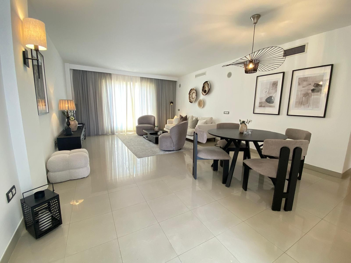 2 Bed Apartment for sale in Estepona Costa Del Sol, Málaga, Spain