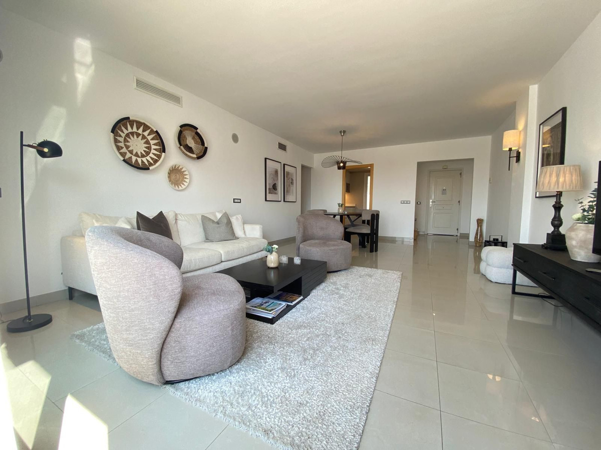 2 Bed Apartment for sale in Estepona Costa Del Sol, Málaga, Spain