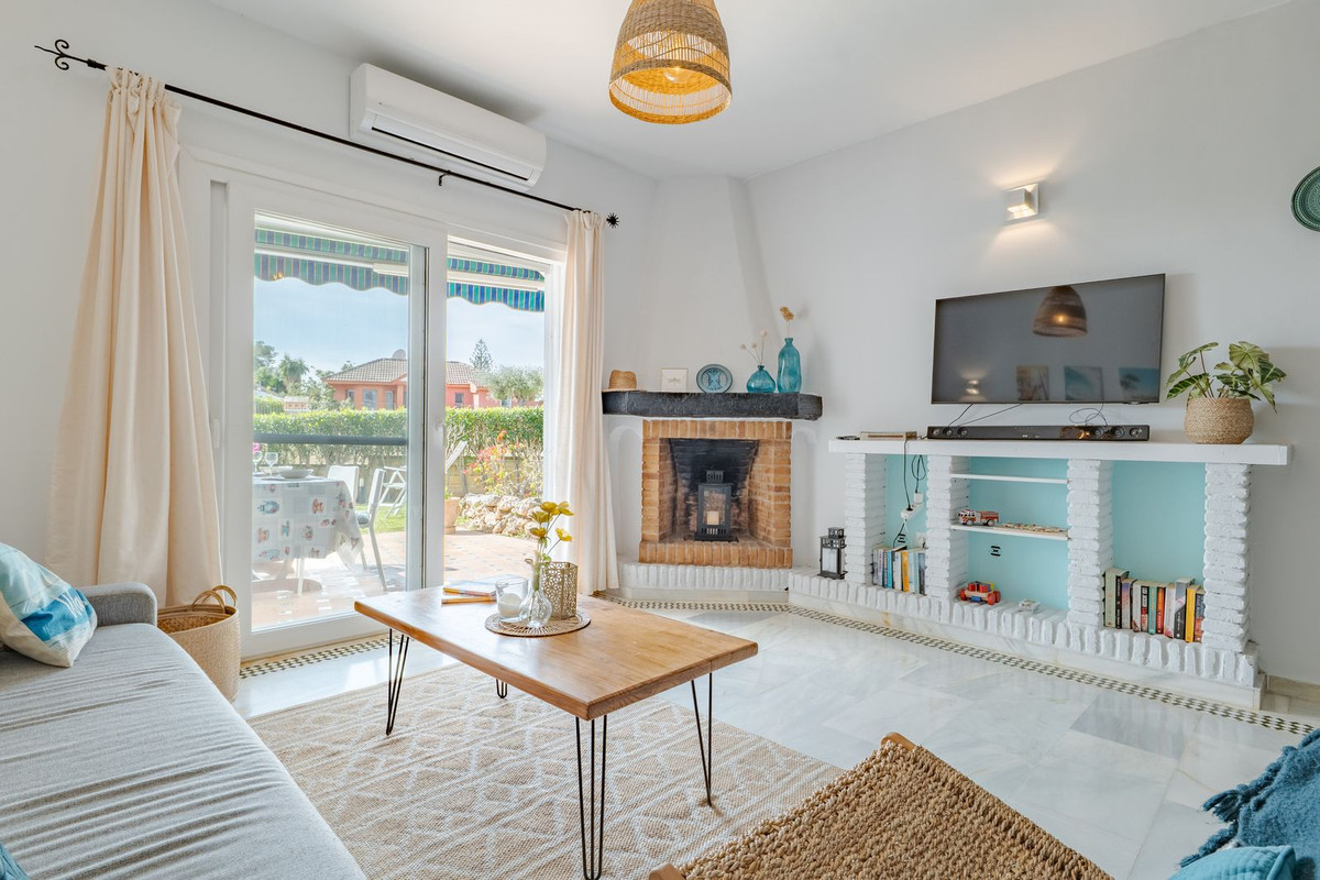 Se vende Adosada de 2 dormitorios en Costa Del Sol, Málaga, España