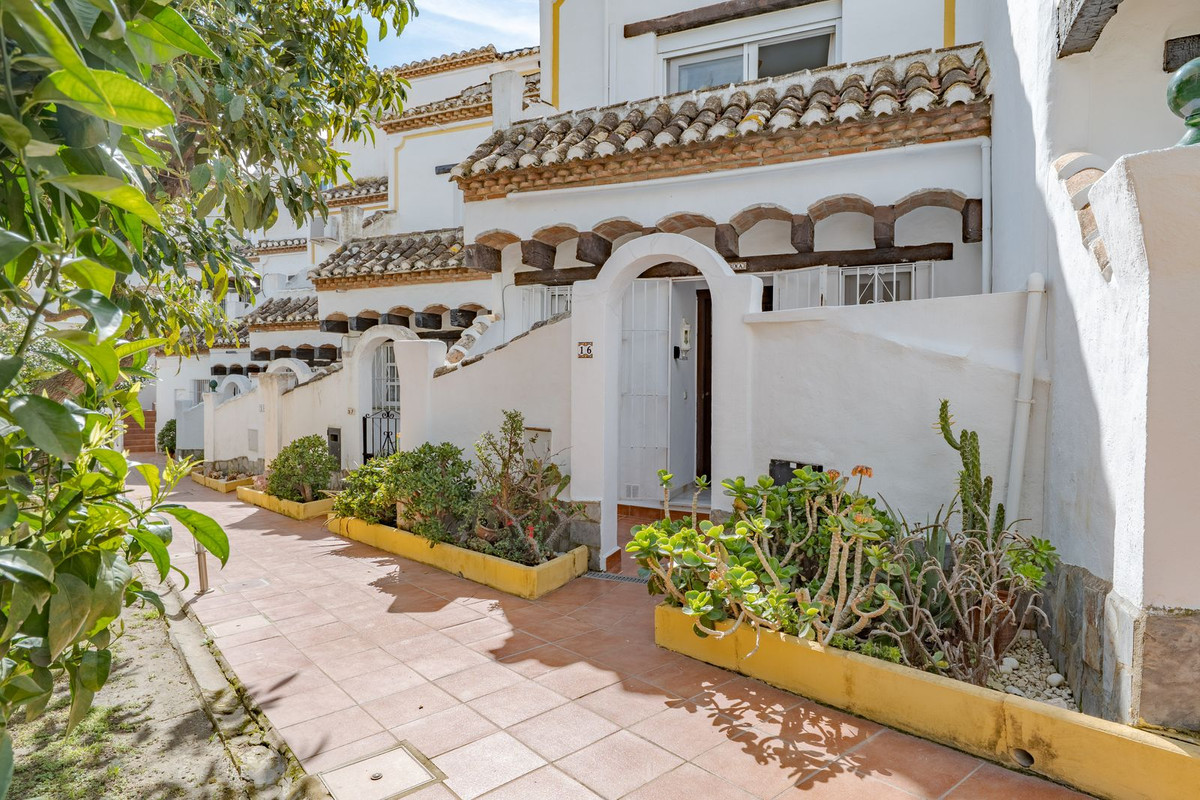 Se vende Adosada de 2 dormitorios en Costa Del Sol, Málaga, España