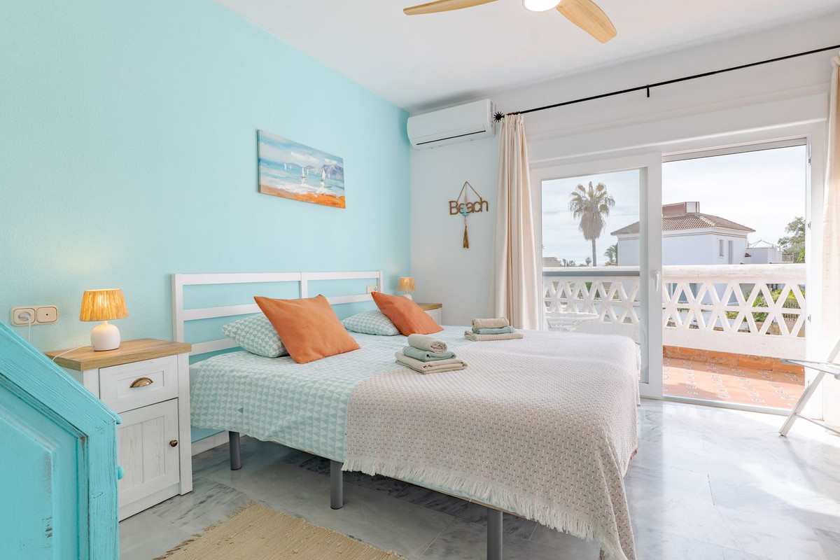 Se vende Adosada de 2 dormitorios en Costa Del Sol, Málaga, España