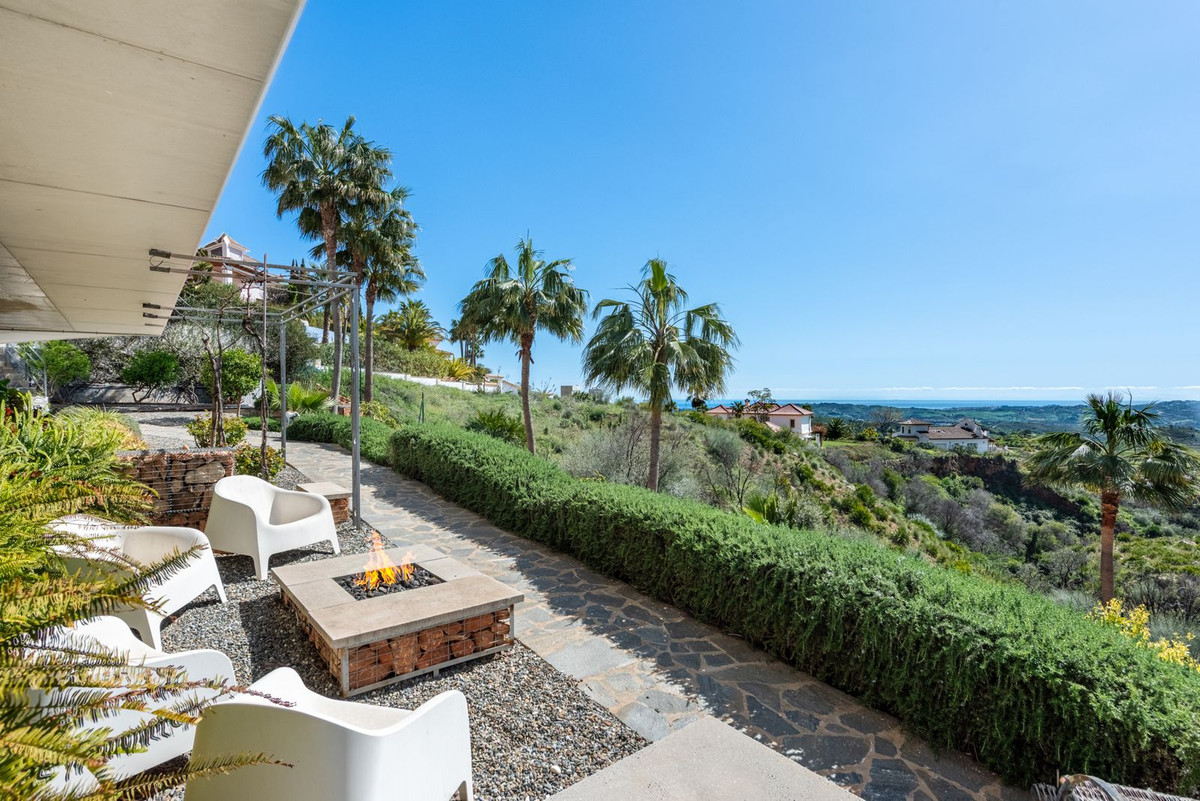 4 Bed Townhouse for sale in Mijas Costa Del Sol, Málaga, Spain