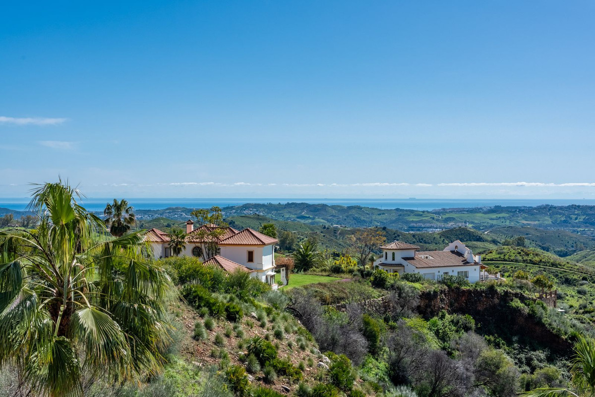 4 Bed Townhouse for sale in Mijas Costa Del Sol, Málaga, Spain