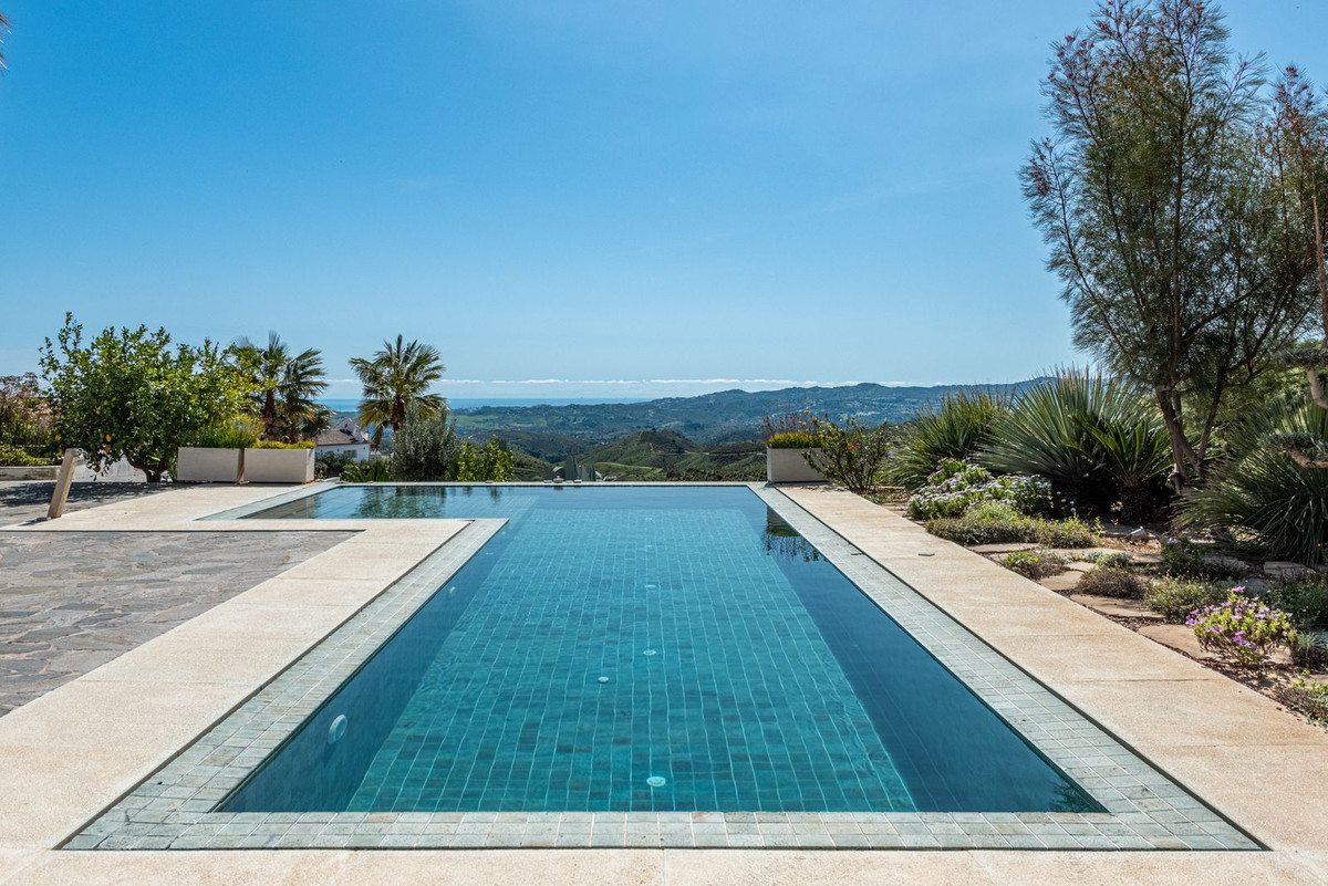 4 Bed Townhouse for sale in Mijas Costa Del Sol, Málaga, Spain