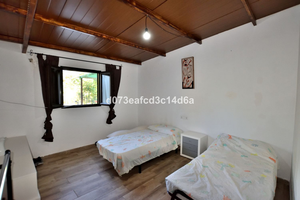 2 Bed Townhouse for sale in Arriate Costa Del Sol, Málaga, Spain