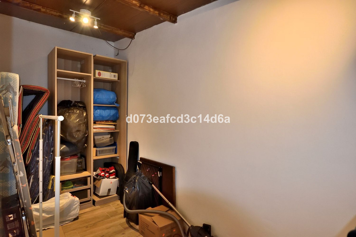 2 Bed Townhouse for sale in Arriate Costa Del Sol, Málaga, Spain