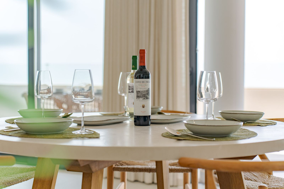 3 Bed Apartment for sale in Fuengirola Costa Del Sol, Málaga, Spain