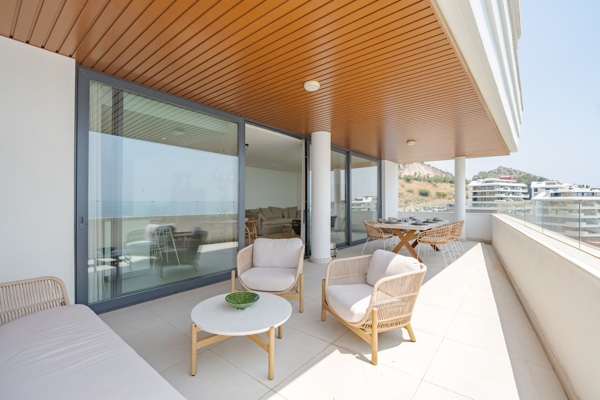 3 Bed Apartment for sale in Fuengirola Costa Del Sol, Málaga, Spain
