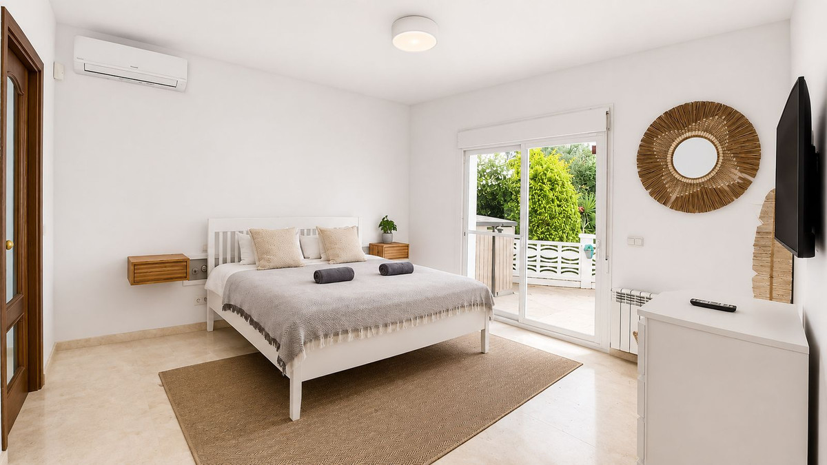 3 Bed Townhouse for sale in Las Chapas Costa Del Sol, Málaga, Spain