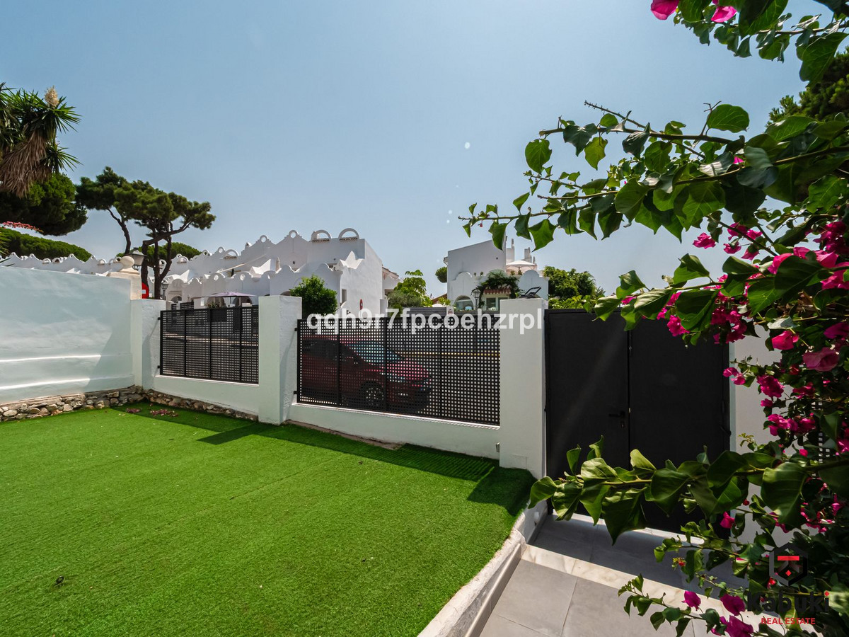 4 Bed Townhouse for sale in Reserva De Marbella Costa Del Sol, Málaga, Spain