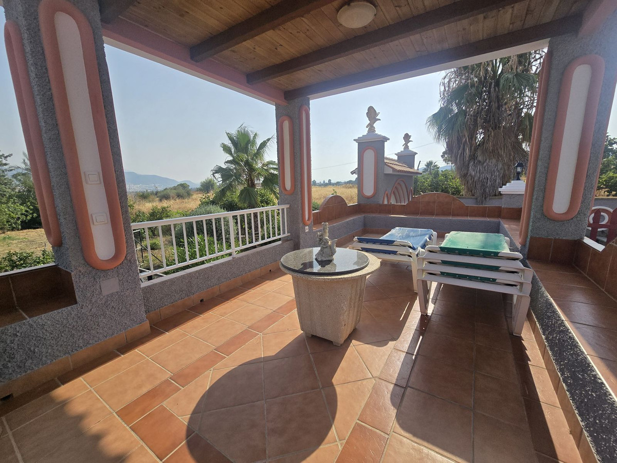 4 Bed Townhouse for sale in Estacion De Cartama Costa Del Sol, Málaga, Spain