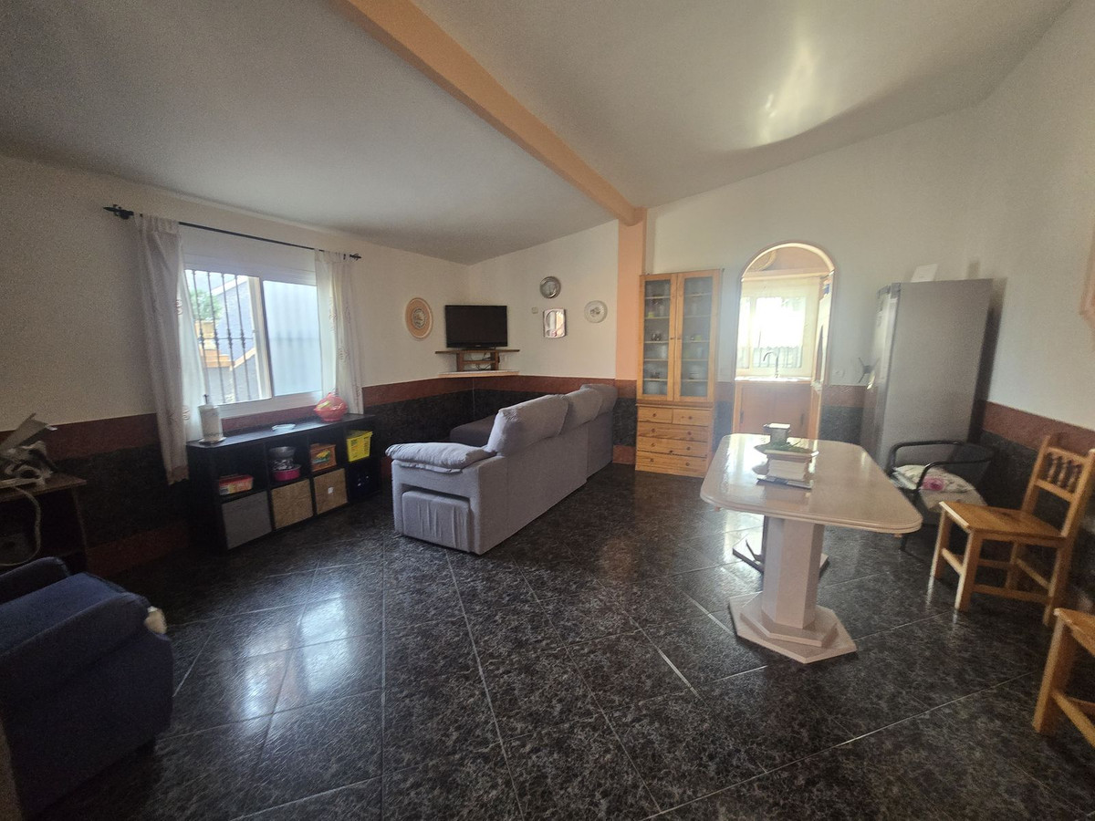 4 Bed Townhouse for sale in Estacion De Cartama Costa Del Sol, Málaga, Spain