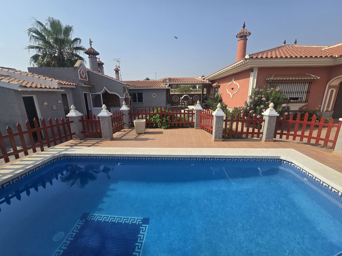4 Bed Townhouse for sale in Estacion De Cartama Costa Del Sol, Málaga, Spain