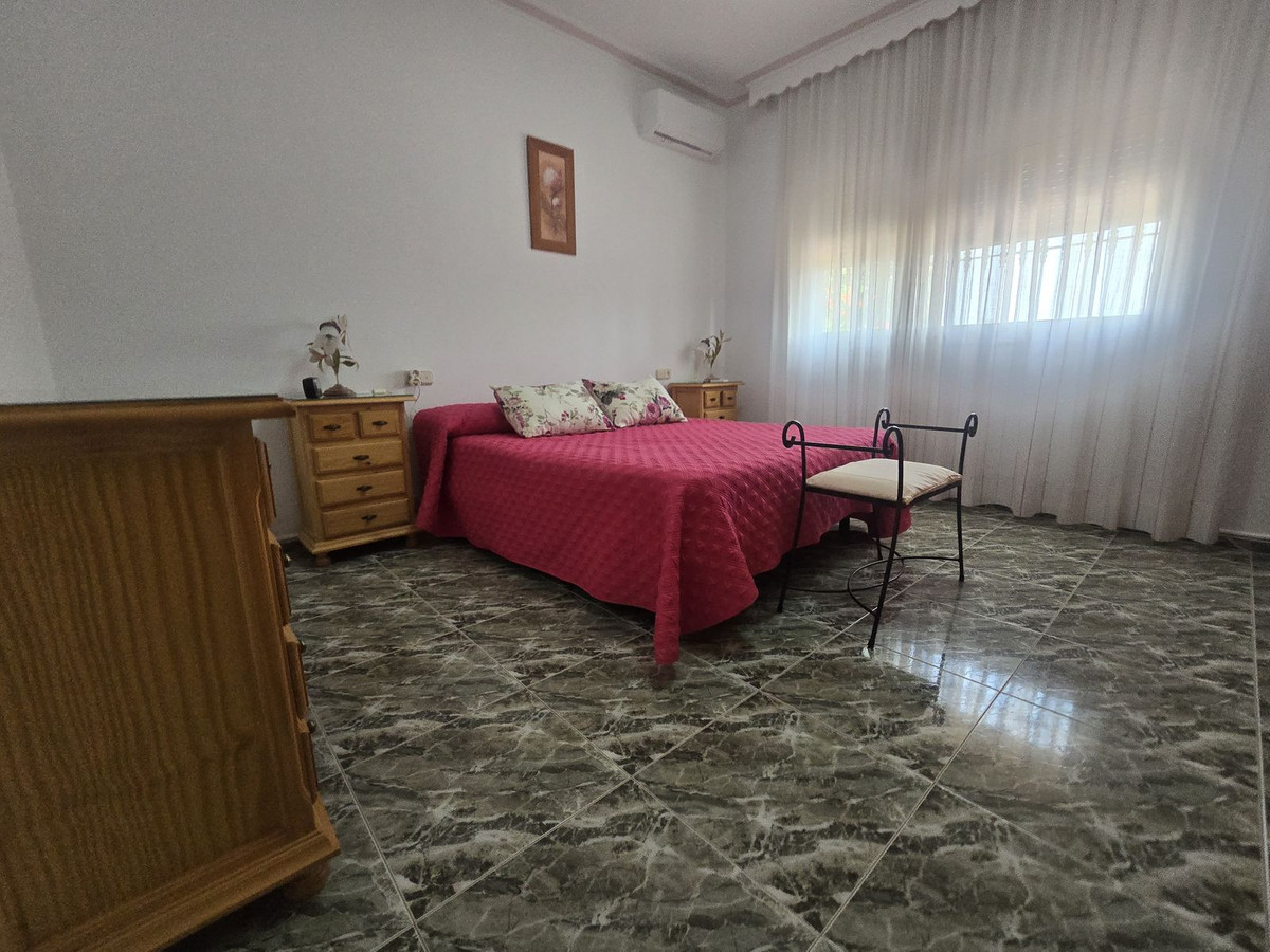 4 Bed Townhouse for sale in Estacion De Cartama Costa Del Sol, Málaga, Spain