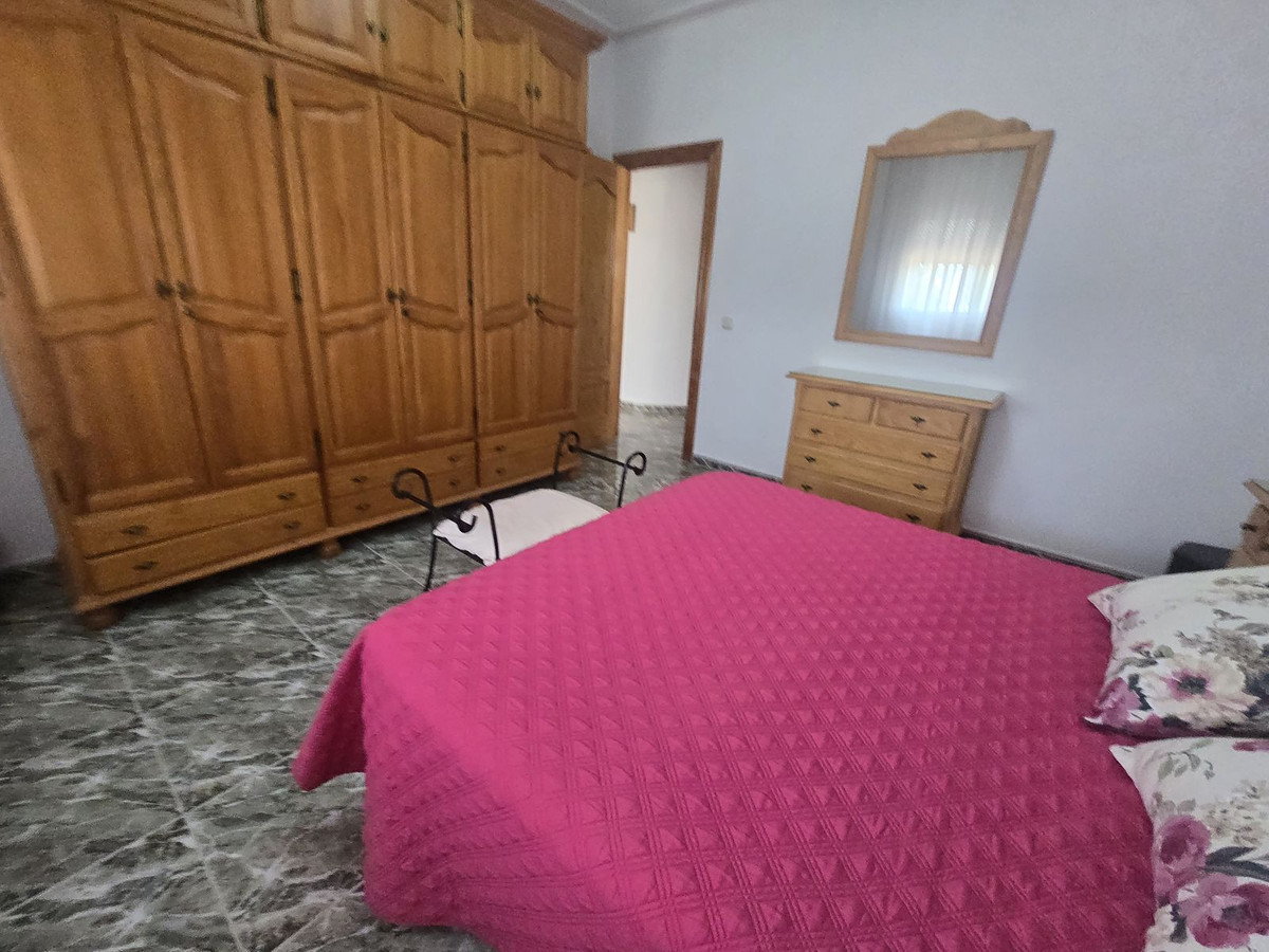 4 Bed Townhouse for sale in Estacion De Cartama Costa Del Sol, Málaga, Spain