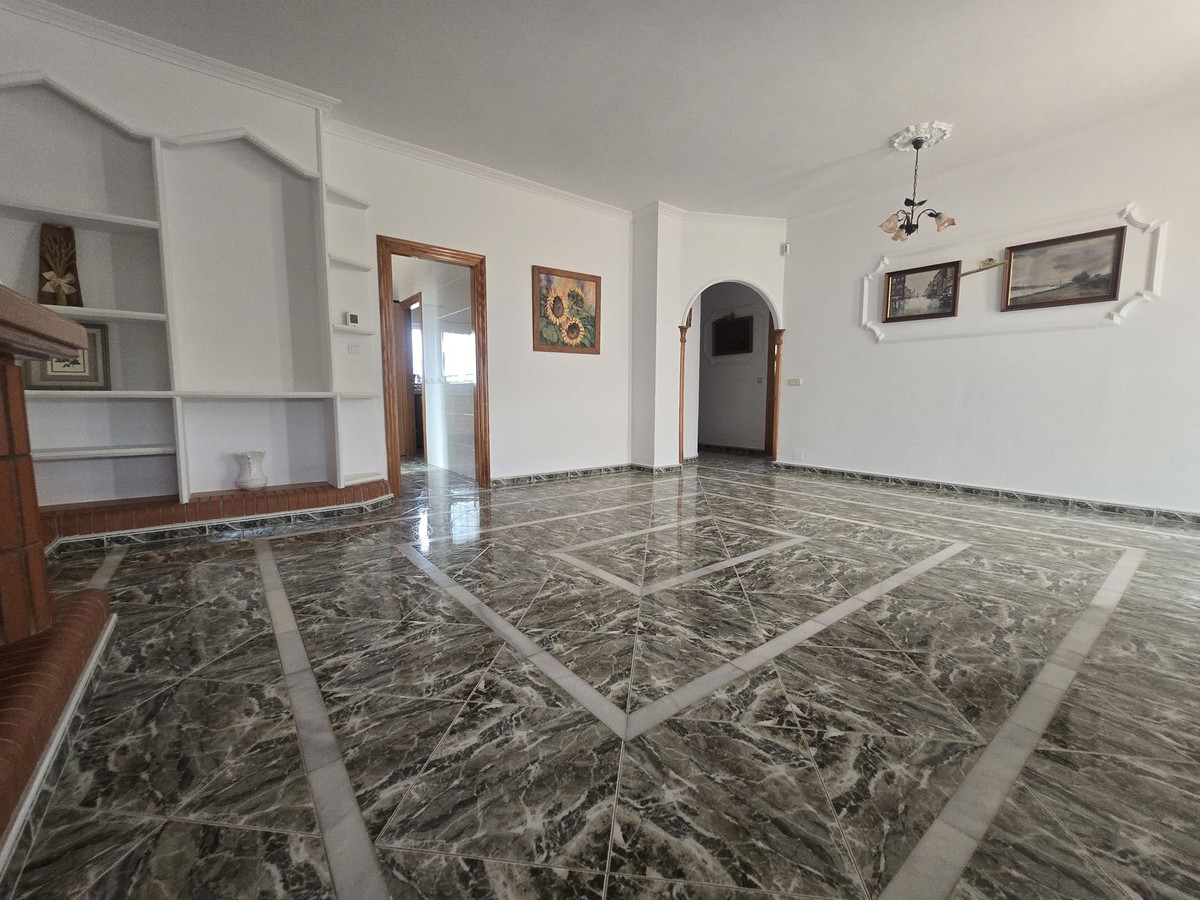 4 Bed Townhouse for sale in Estacion De Cartama Costa Del Sol, Málaga, Spain
