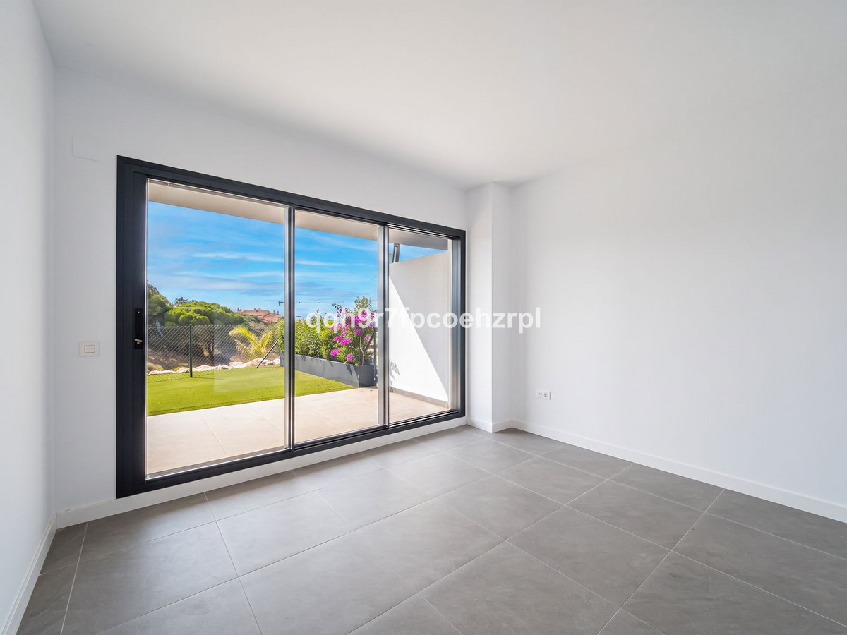 2 Bed Apartment for sale in El Chaparral Costa Del Sol, Málaga, Spain
