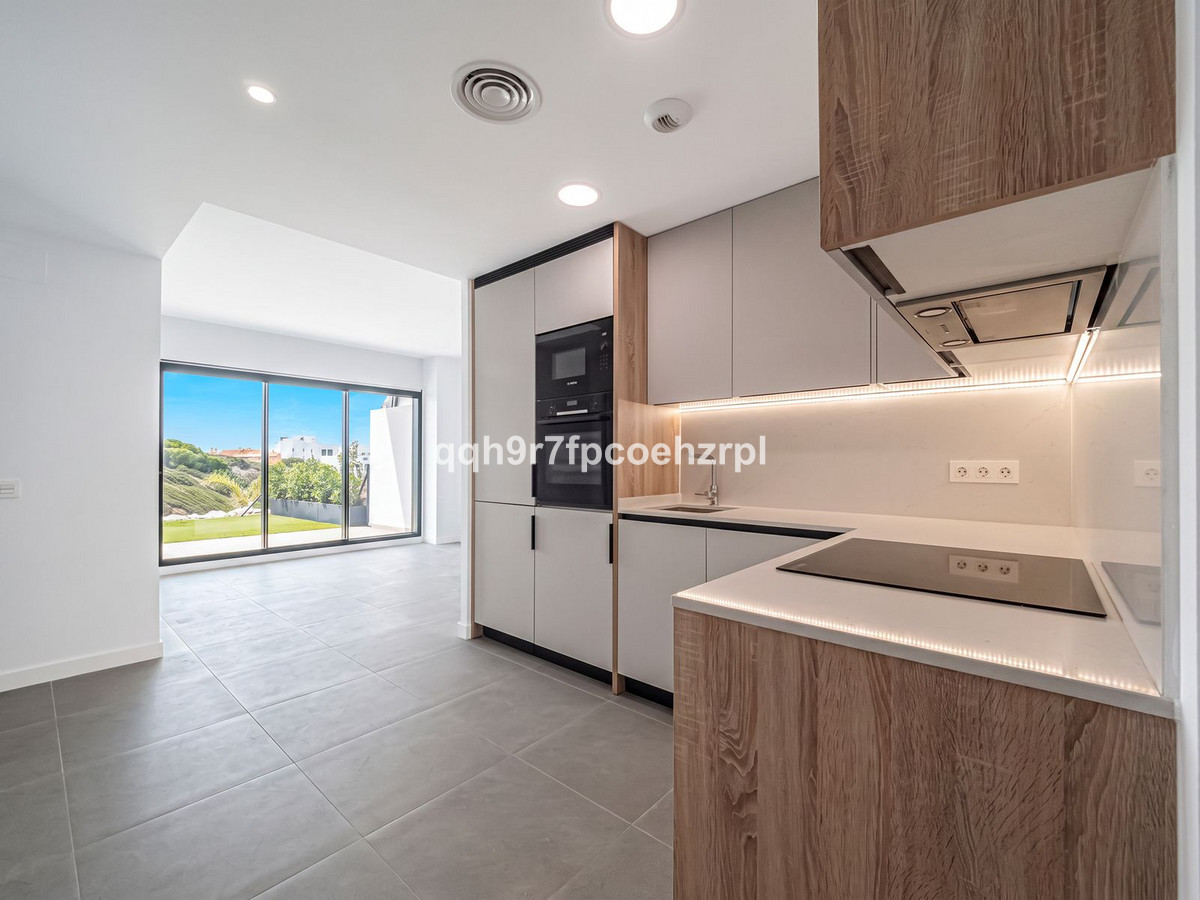 2 Bed Apartment for sale in El Chaparral Costa Del Sol, Málaga, Spain
