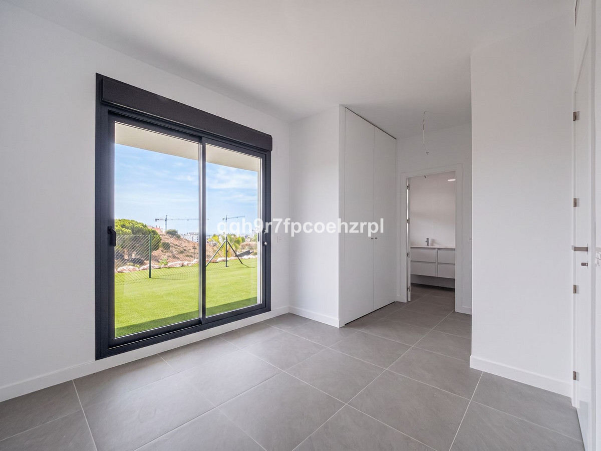 2 Bed Apartment for sale in El Chaparral Costa Del Sol, Málaga, Spain