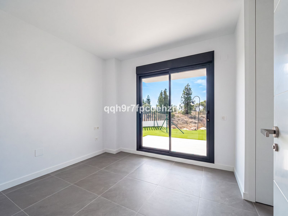2 Bed Apartment for sale in El Chaparral Costa Del Sol, Málaga, Spain