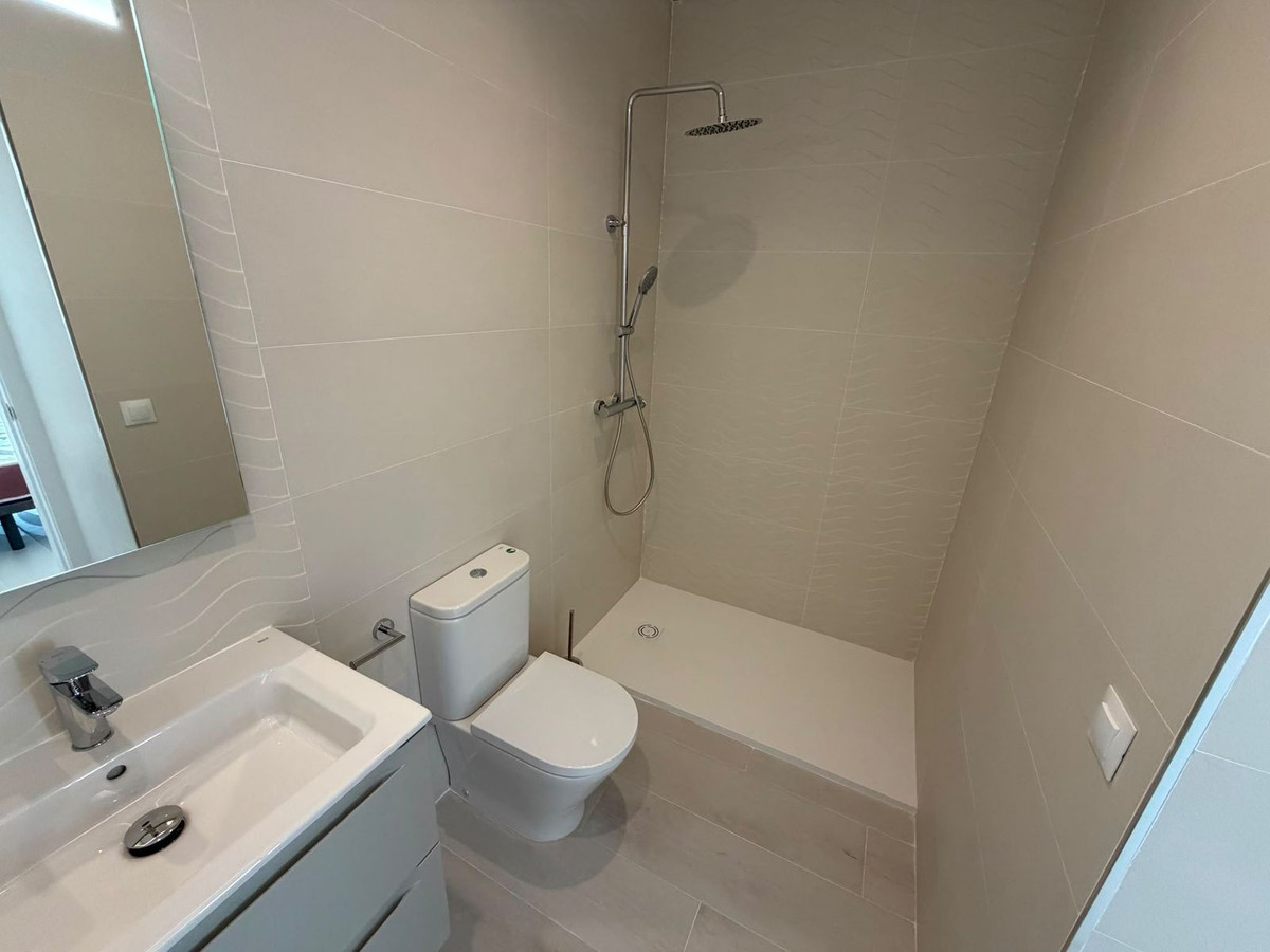 2 Bed Apartment for sale in Torremolinos Costa Del Sol, Málaga, Spain
