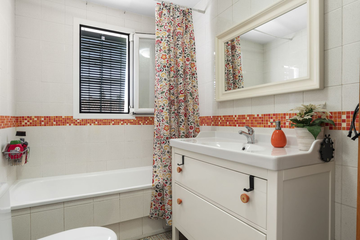 4 Bed Townhouse for sale in Torremolinos Costa Del Sol, Málaga, Spain