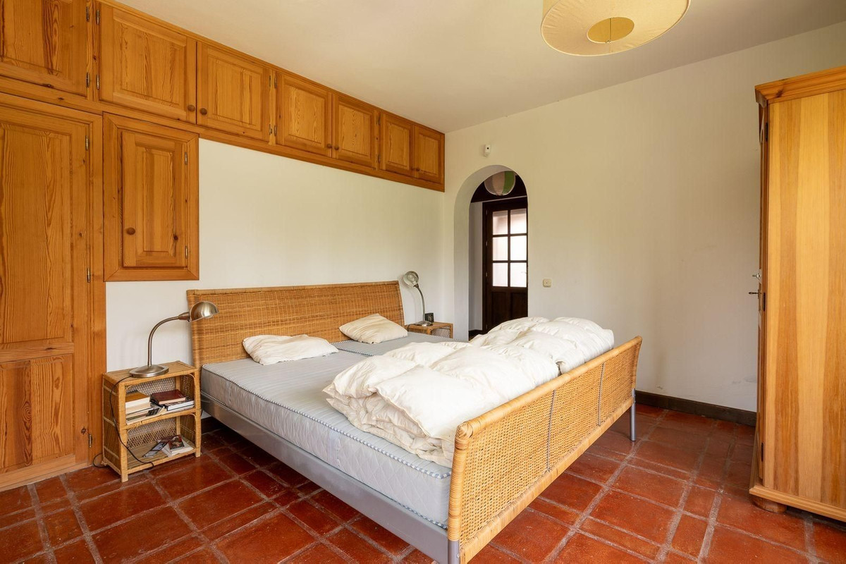 6 Bed Townhouse for sale in Alhaurín El Grande Costa Del Sol, Málaga, Spain