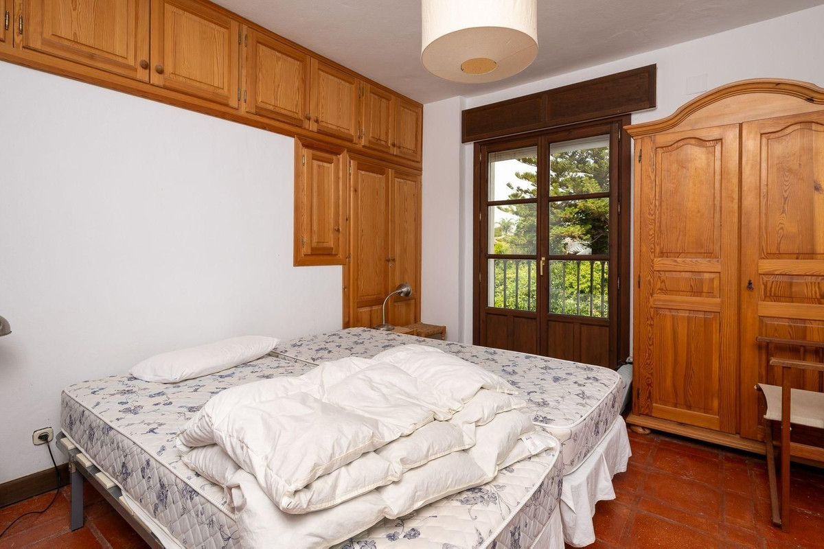 6 Bed Townhouse for sale in Alhaurín El Grande Costa Del Sol, Málaga, Spain