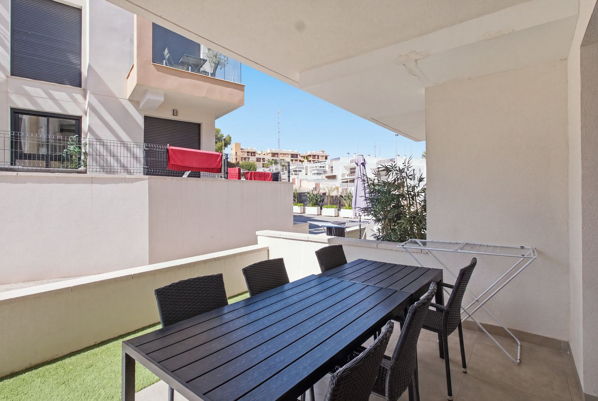 2 Bed Apartment for sale in Villamartin Costa Blanca, Alicante, Spain