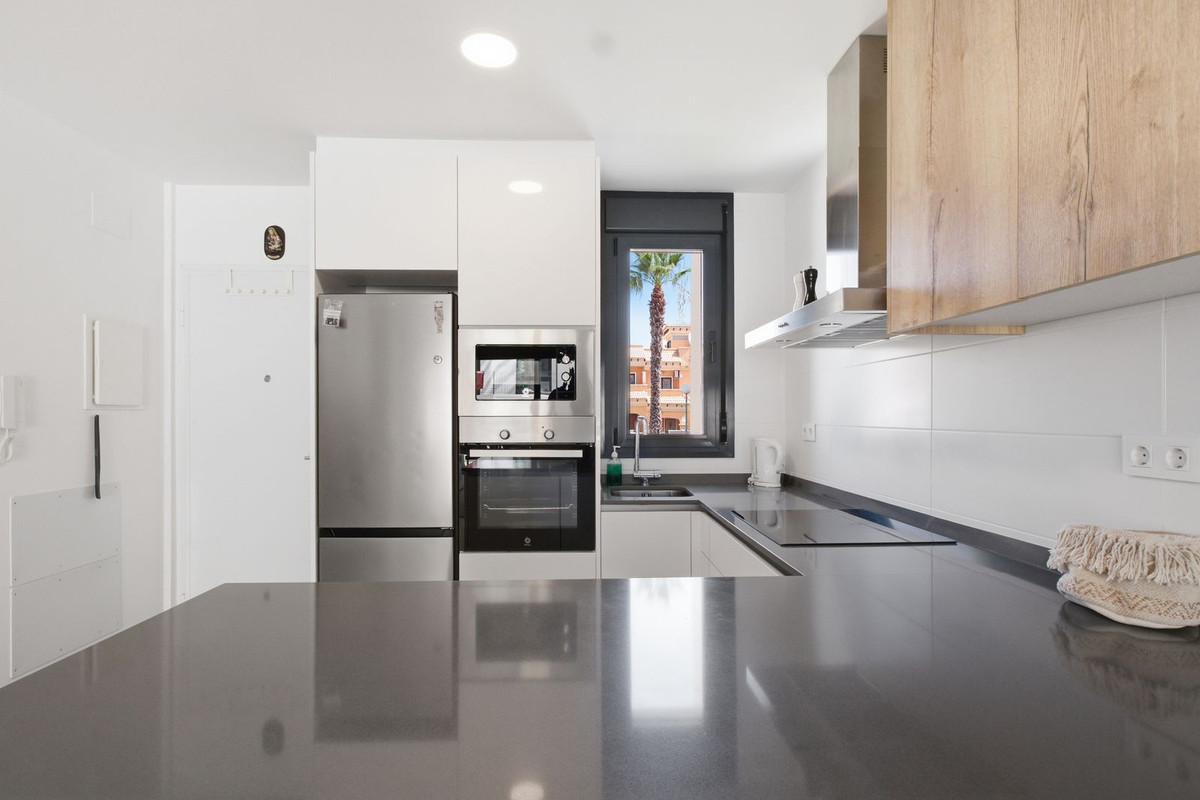 2 Bed Apartment for sale in Villamartin Costa Blanca, Alicante, Spain