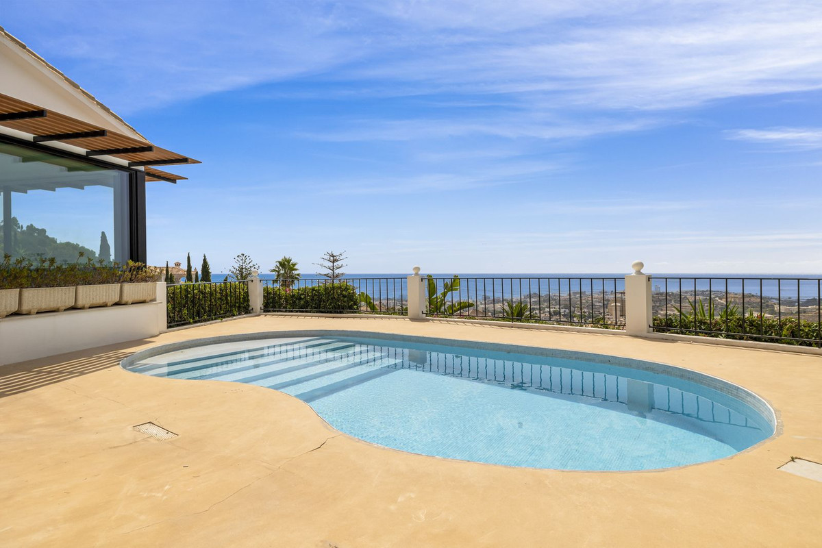 4 Bed Townhouse for sale in Benalmadena Costa Del Sol, Málaga, Spain