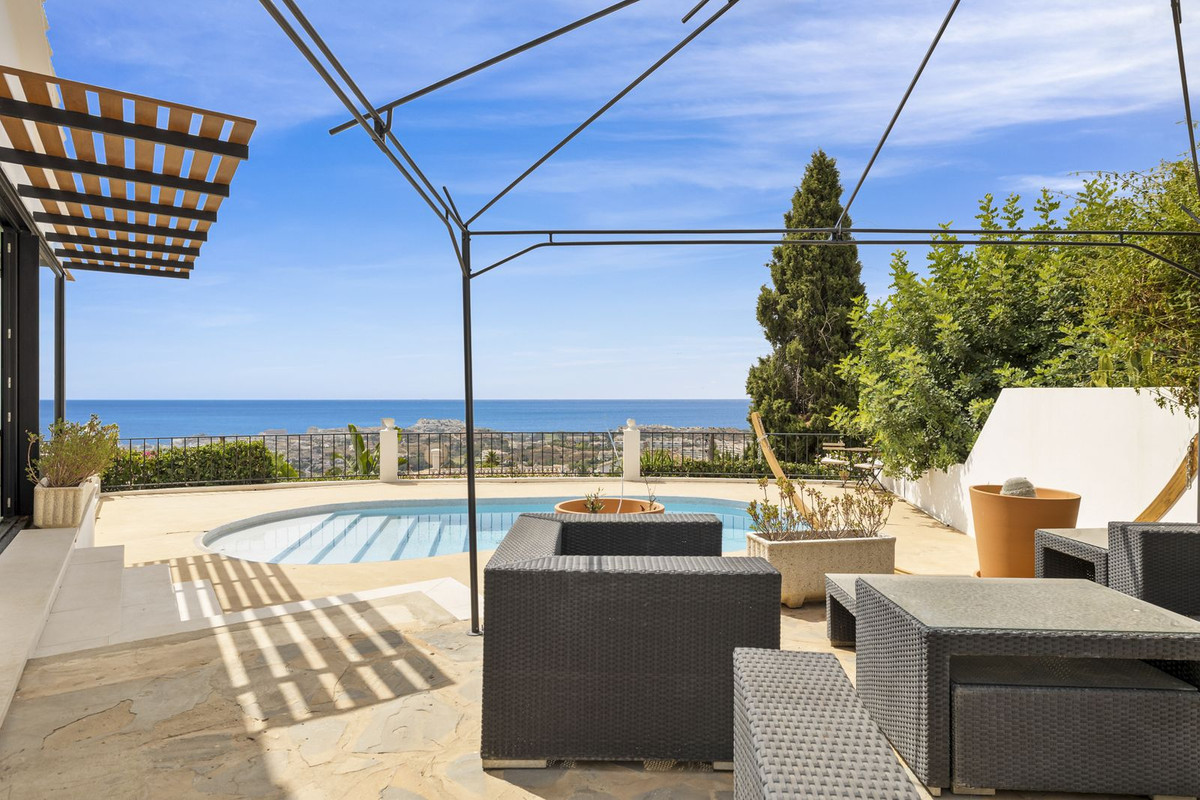 4 Bed Townhouse for sale in Benalmadena Costa Del Sol, Málaga, Spain