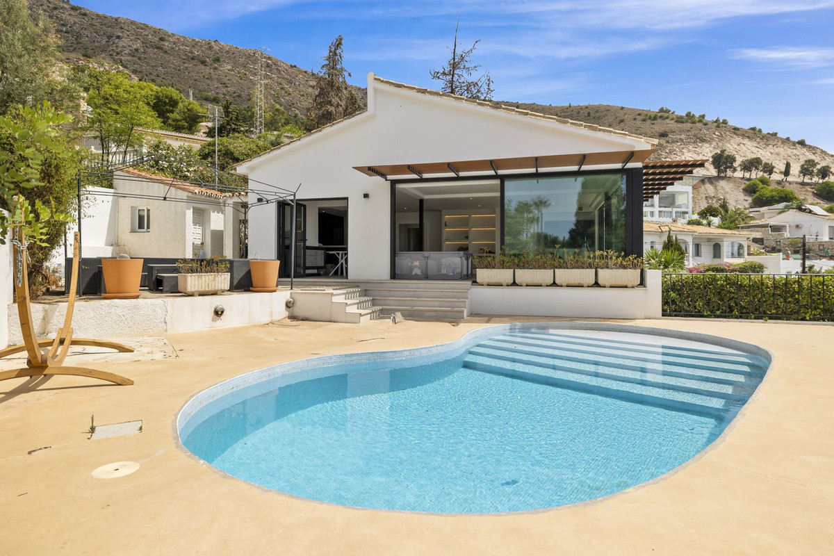 4 Bed Townhouse for sale in Benalmadena Costa Del Sol, Málaga, Spain