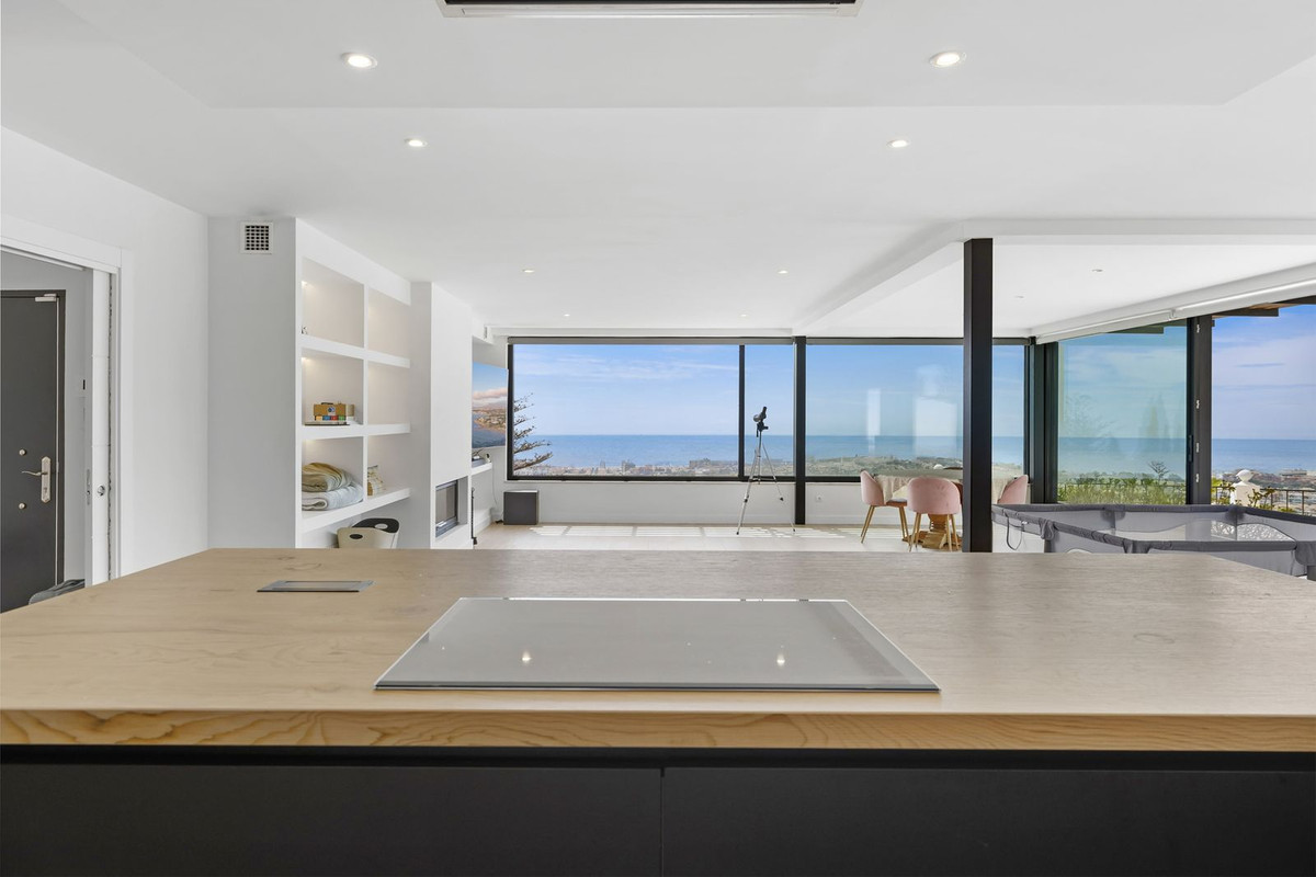 4 Bed Townhouse for sale in Benalmadena Costa Del Sol, Málaga, Spain