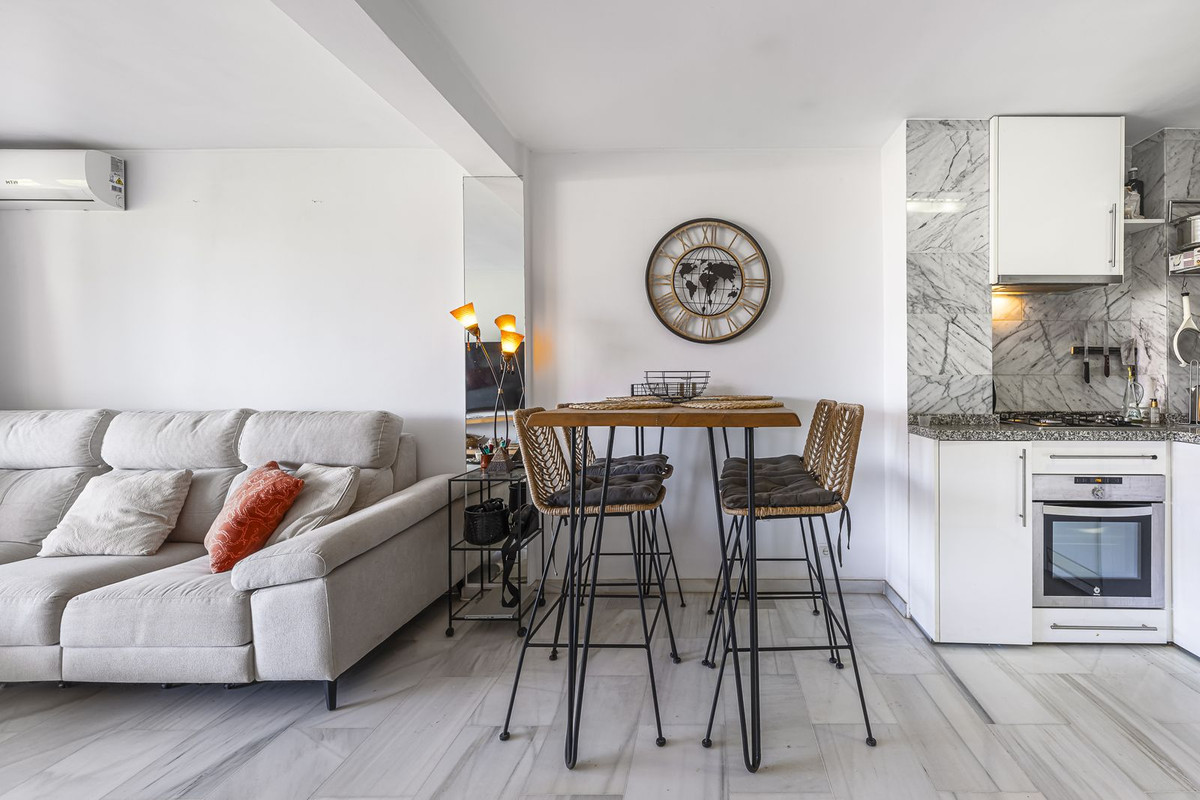 1 Bed Apartment for sale in Marbella Costa Del Sol, Málaga, Spain