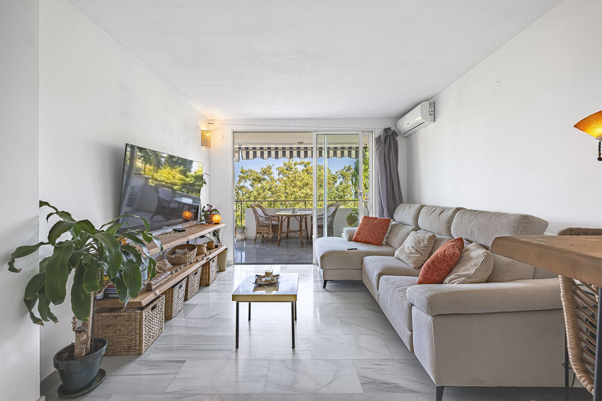 1 Bed Apartment for sale in Marbella Costa Del Sol, Málaga, Spain
