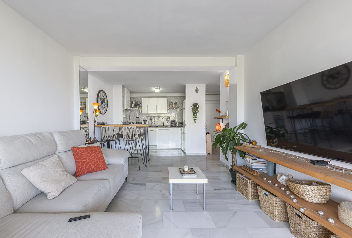 1 Bed Apartment for sale in Marbella Costa Del Sol, Málaga, Spain