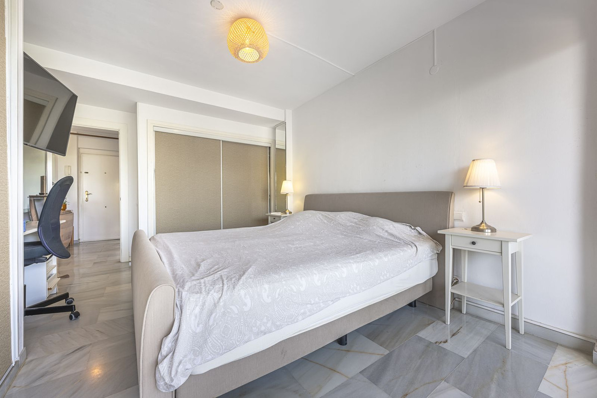 1 Bed Apartment for sale in Marbella Costa Del Sol, Málaga, Spain