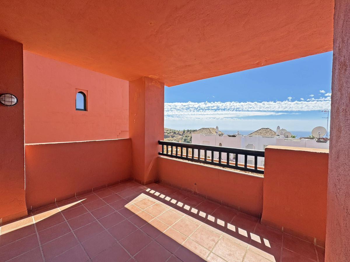 Se vende Apartamento Planta Media de 2 dormitorios en Costa Del Sol, Málaga, España