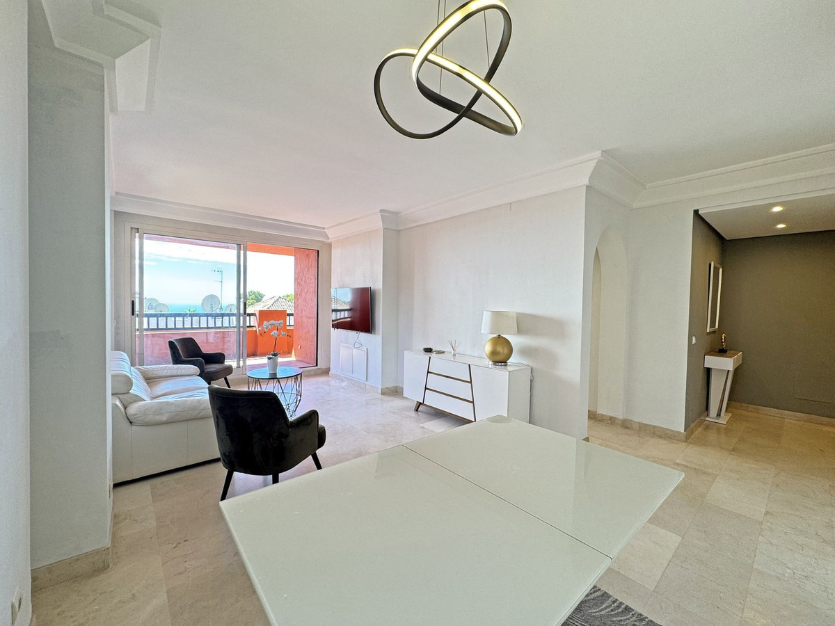 Se vende Apartamento Planta Media de 2 dormitorios en Costa Del Sol, Málaga, España