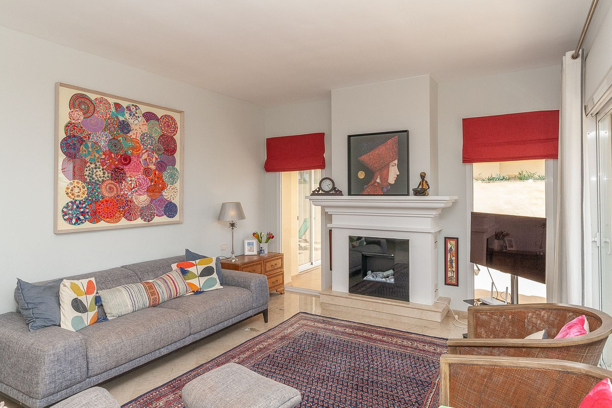 3 Bed Apartment for sale in Elviria Costa Del Sol, Málaga, Spain