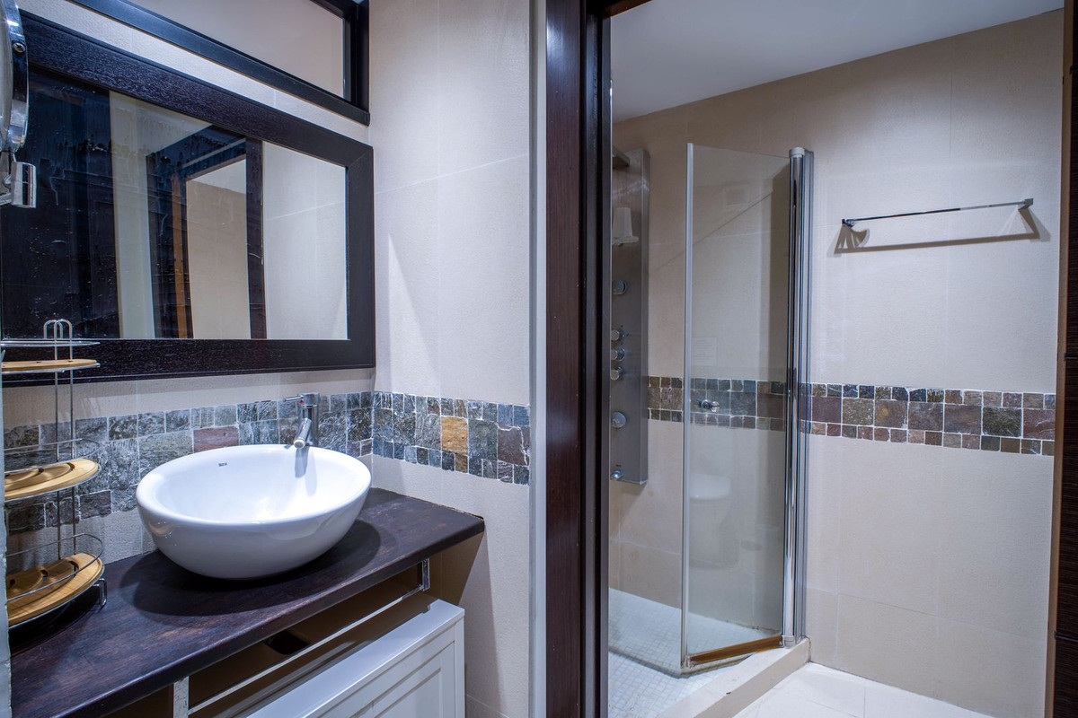 4 Bed Townhouse for sale in Estepona Costa Del Sol, Málaga, Spain
