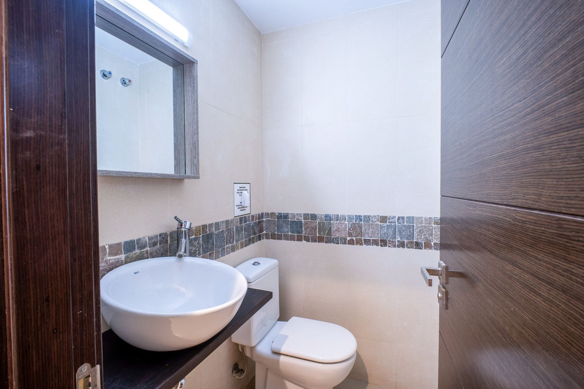 4 Bed Townhouse for sale in Estepona Costa Del Sol, Málaga, Spain
