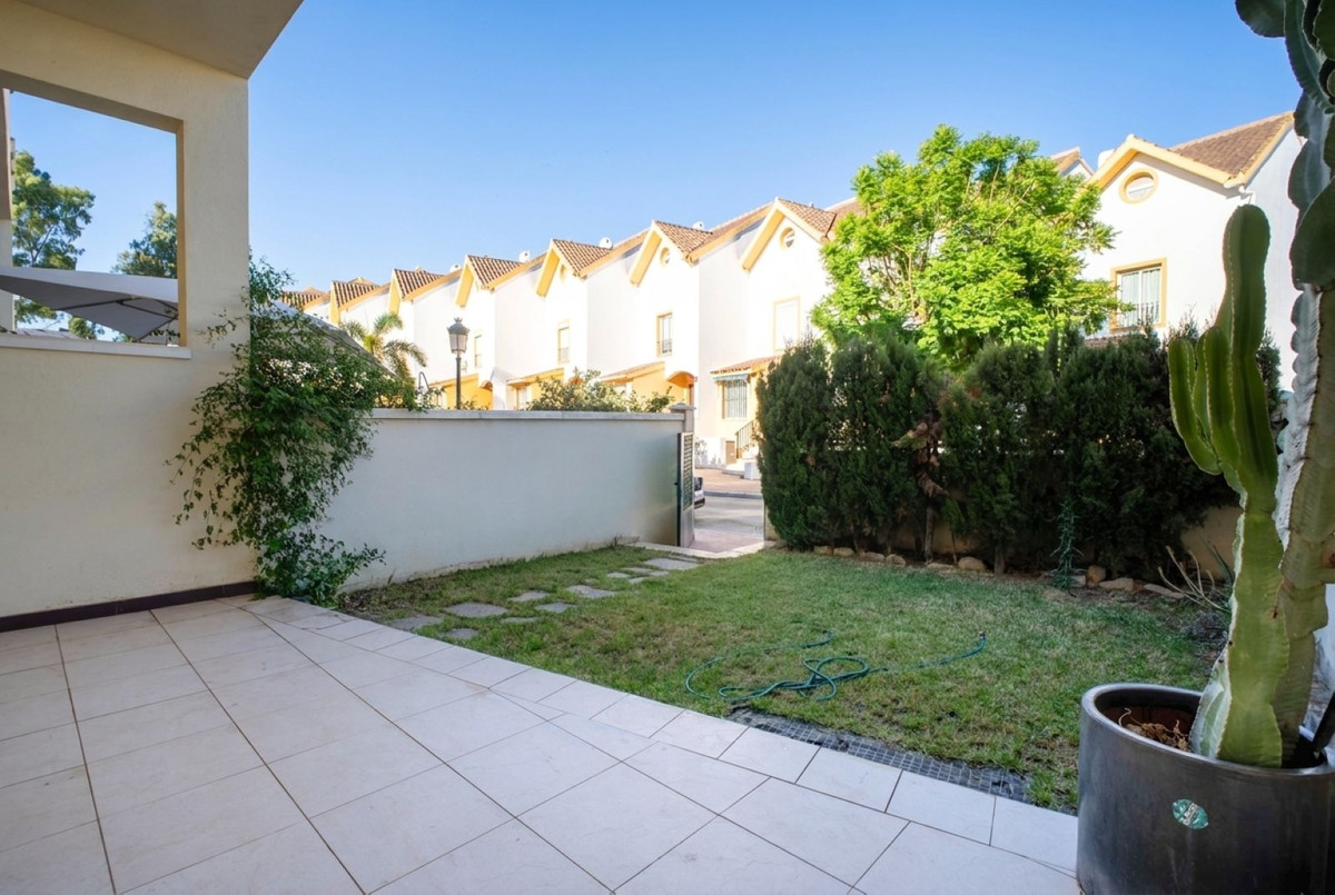 4 Bed Townhouse for sale in Estepona Costa Del Sol, Málaga, Spain