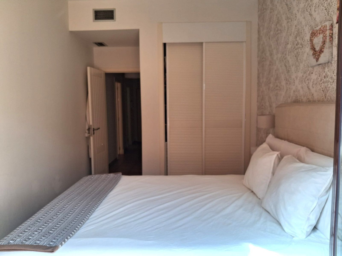 1 Bed Apartment for sale in Benahavís Costa Del Sol, Málaga, Spain