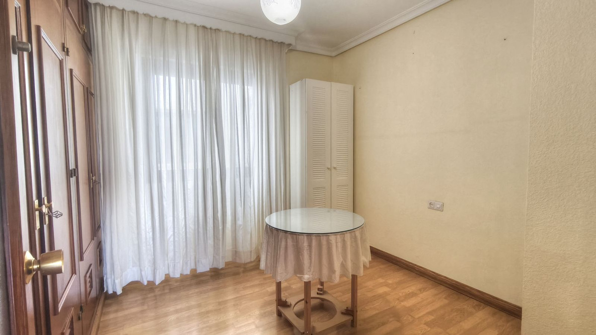 4 Bed Apartment for sale in San Pedro De Alcántara Costa Del Sol, Málaga, Spain